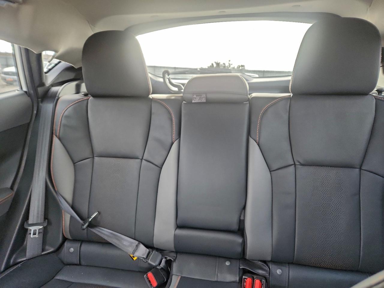 SUBARU CROSSTREK LIMITED