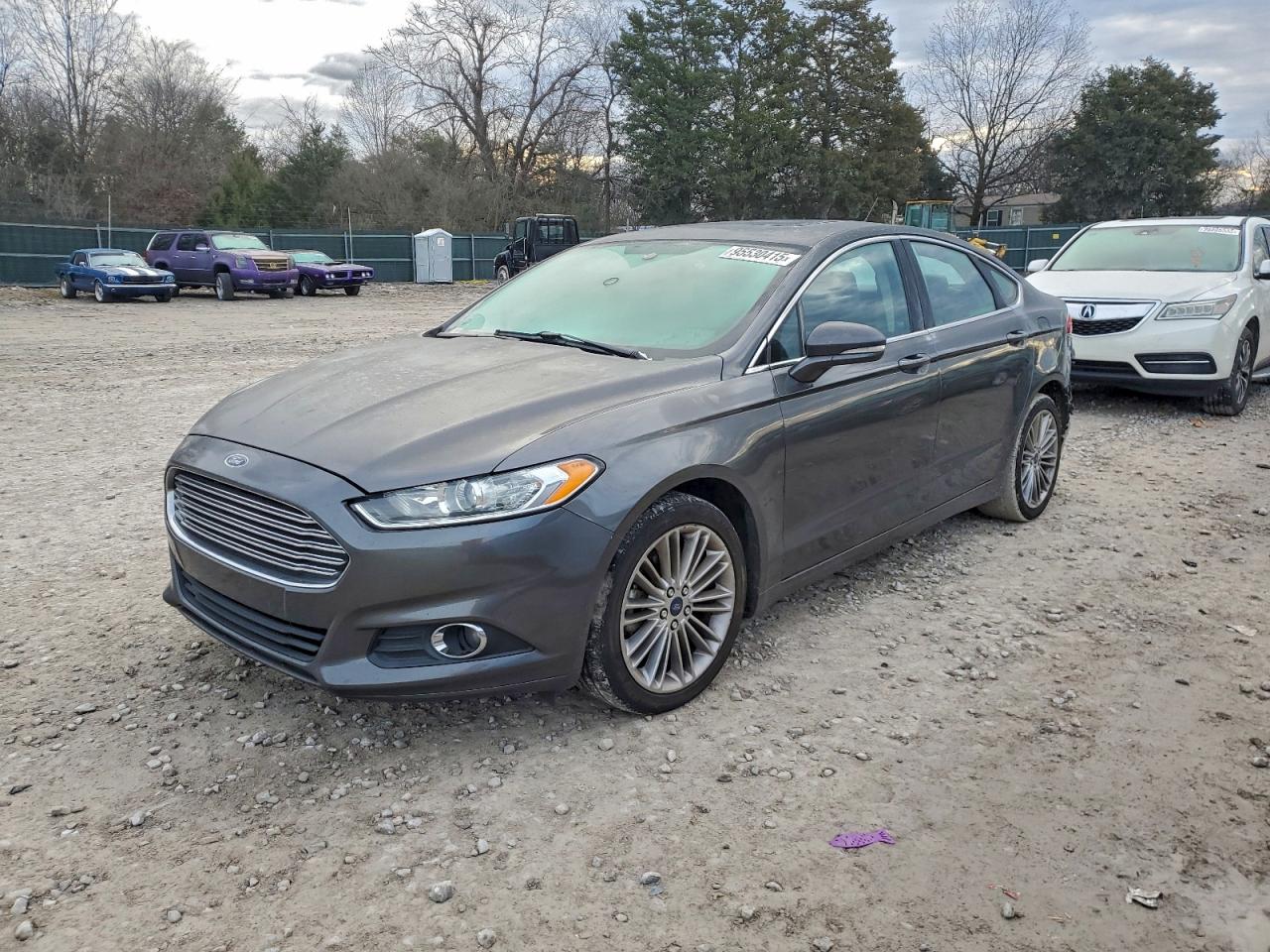 FORD FUSION SE