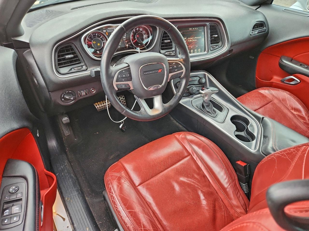 DODGE CHALLENGER SXT PLUS