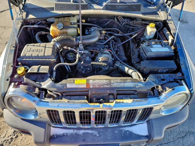 2004 JEEP LIBERTY SP #3303052646