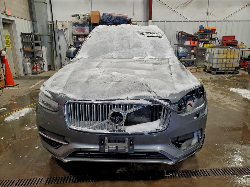 2017 VOLVO XC90 T8 #3304783960