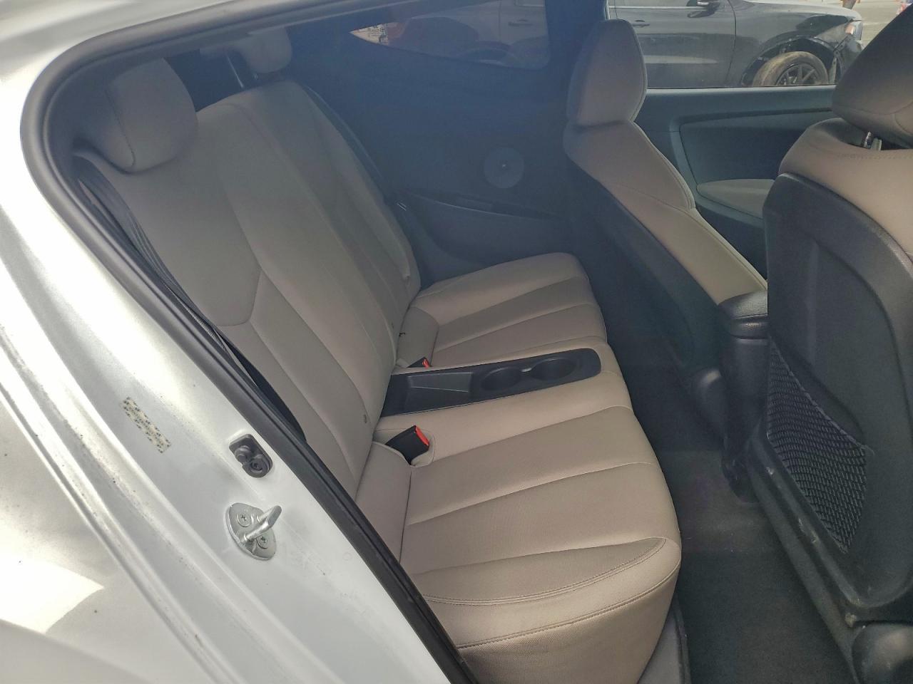 Lot #3301983413 2013 HYUNDAI VELOSTER