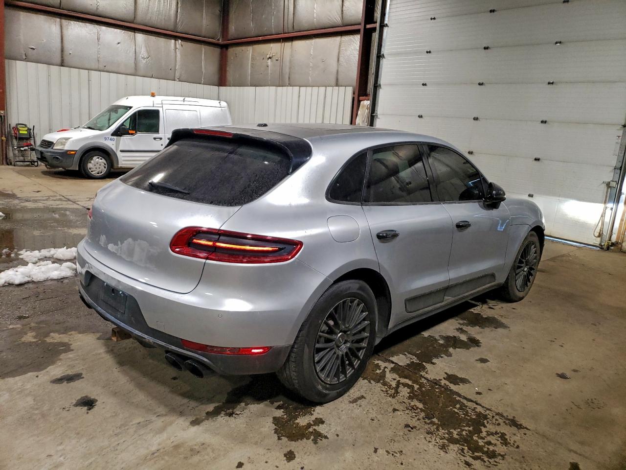 PORSCHE MACAN S