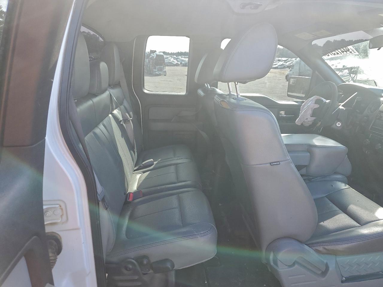 FORD F-150 SUPER CAB