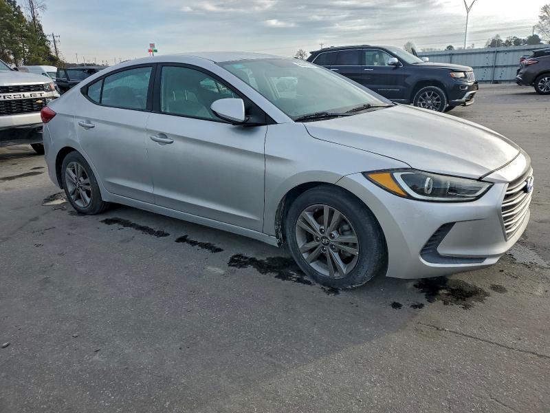 2018 HYUNDAI ELANTRA SE #3315748346