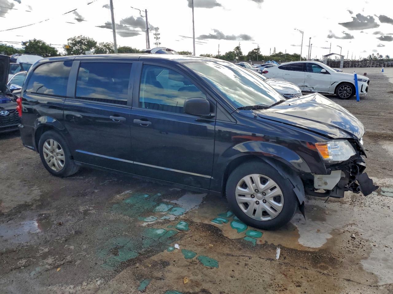 Lot #3315976102 2020 DODGE GRAND CARA