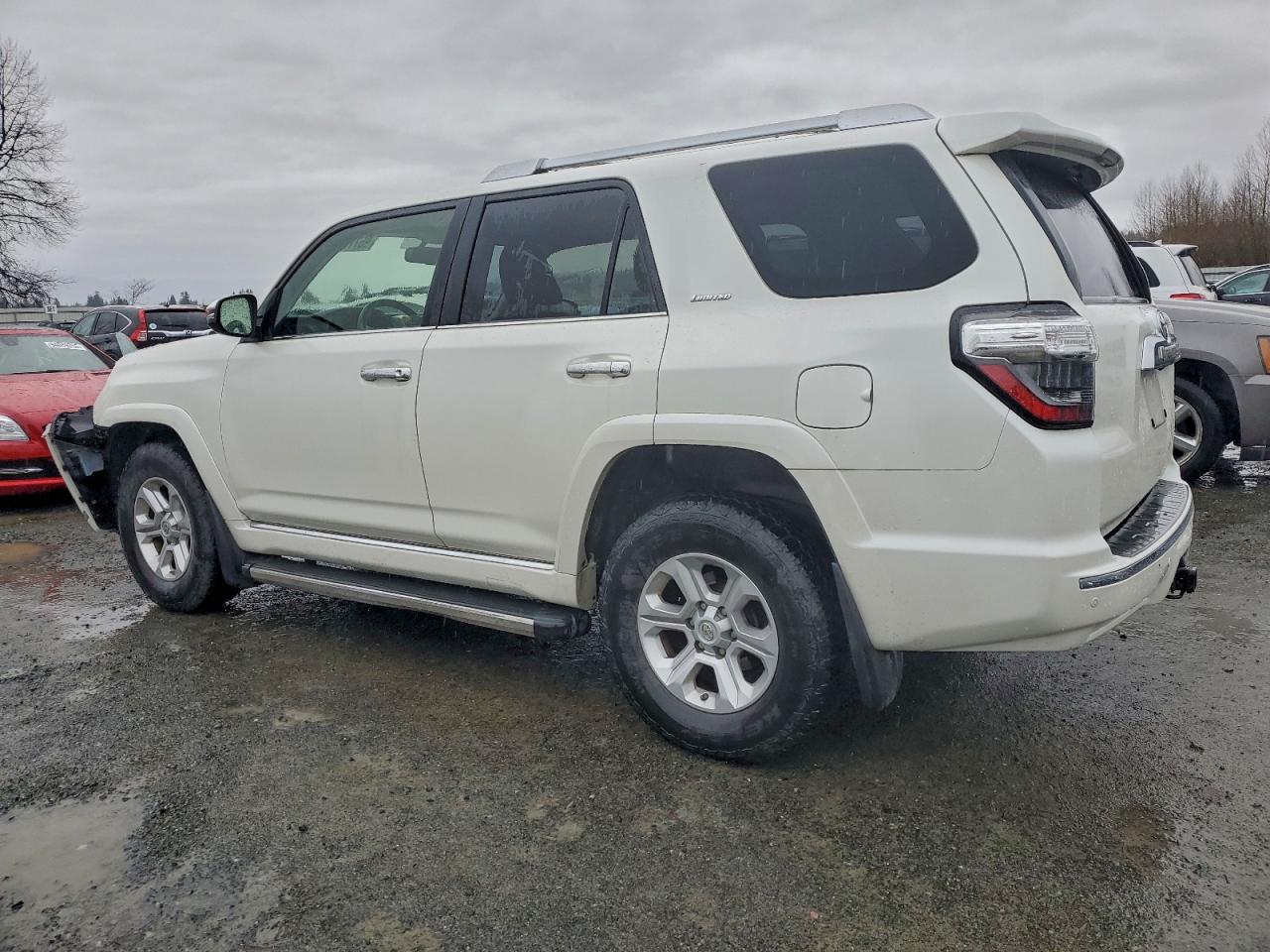 TOYOTA 4RUNNER SR5