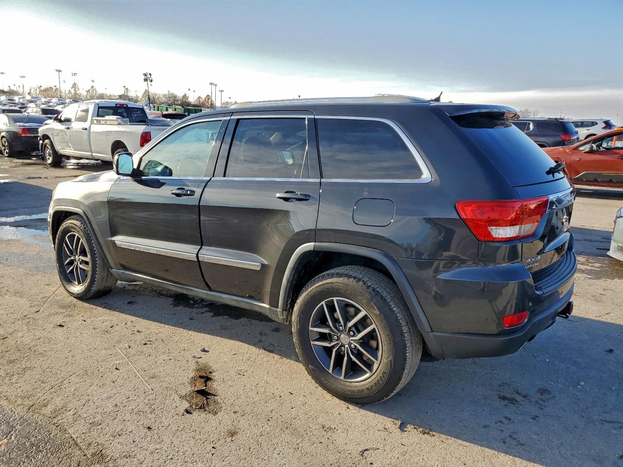 JEEP GRAND CHEROKEE LAREDO