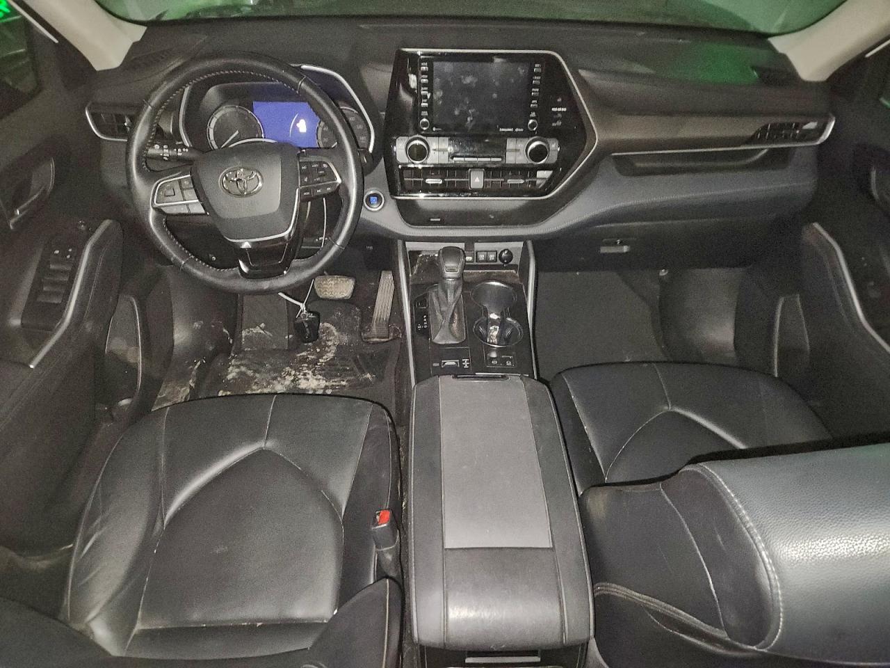 TOYOTA HIGHLANDER XLE