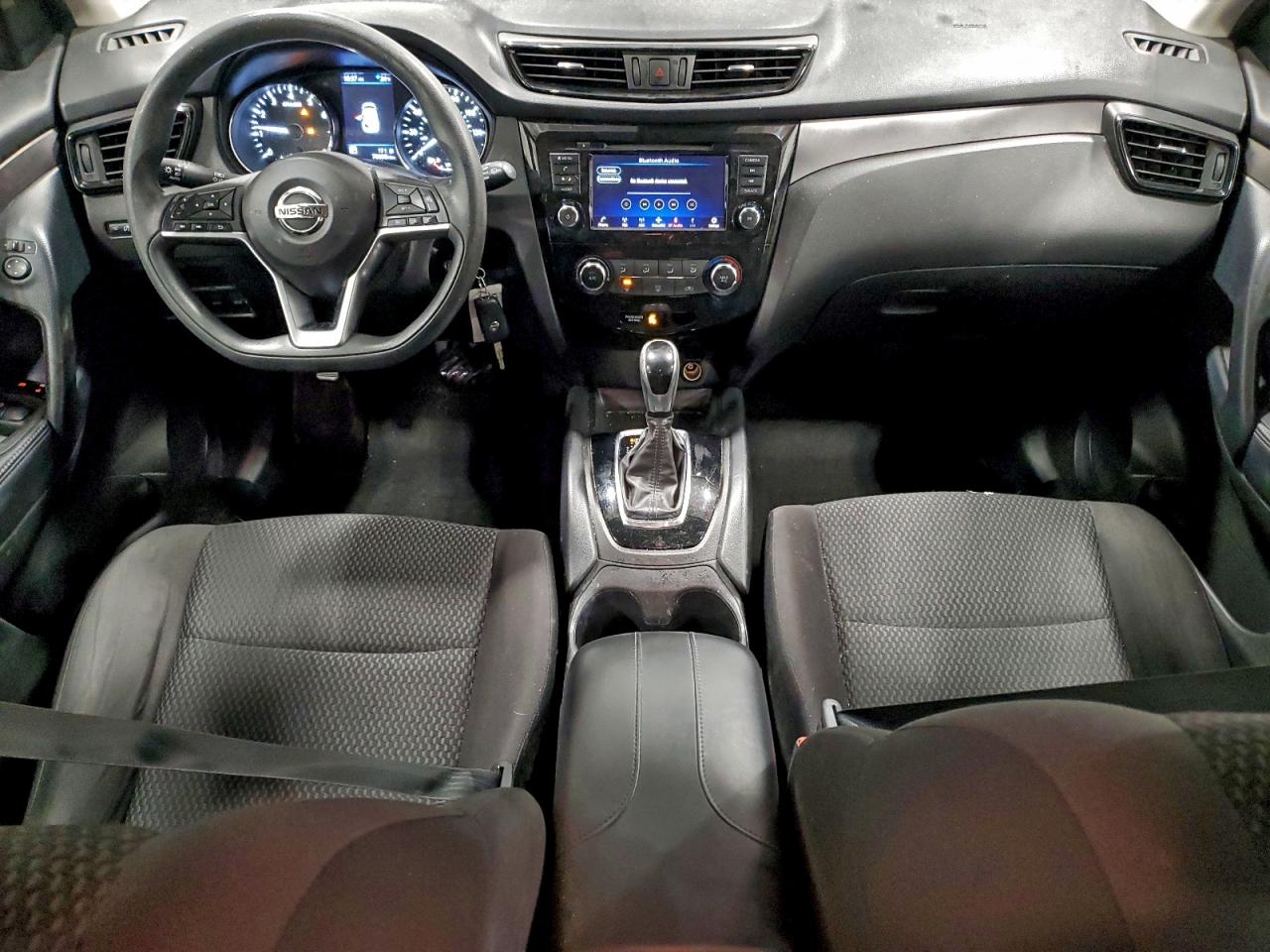NISSAN ROGUE SPORT S