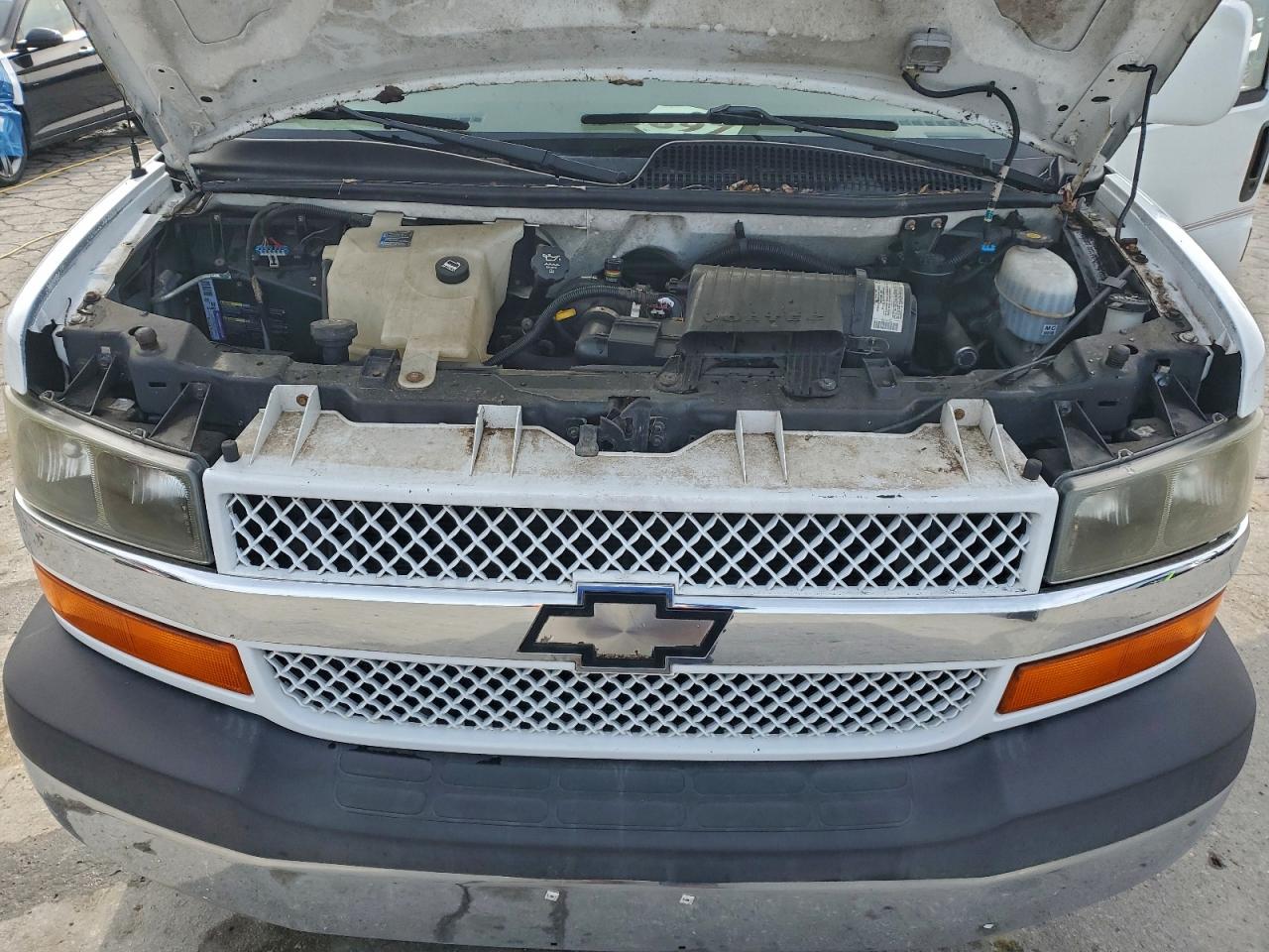 Lot #3301775361 2004 CHEVROLET EXPRESS G1