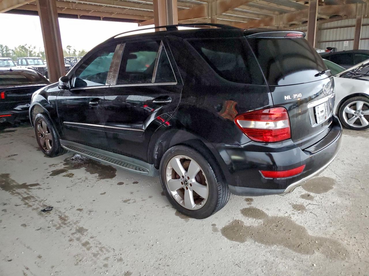 MERCEDES-BENZ M-CLASS 350