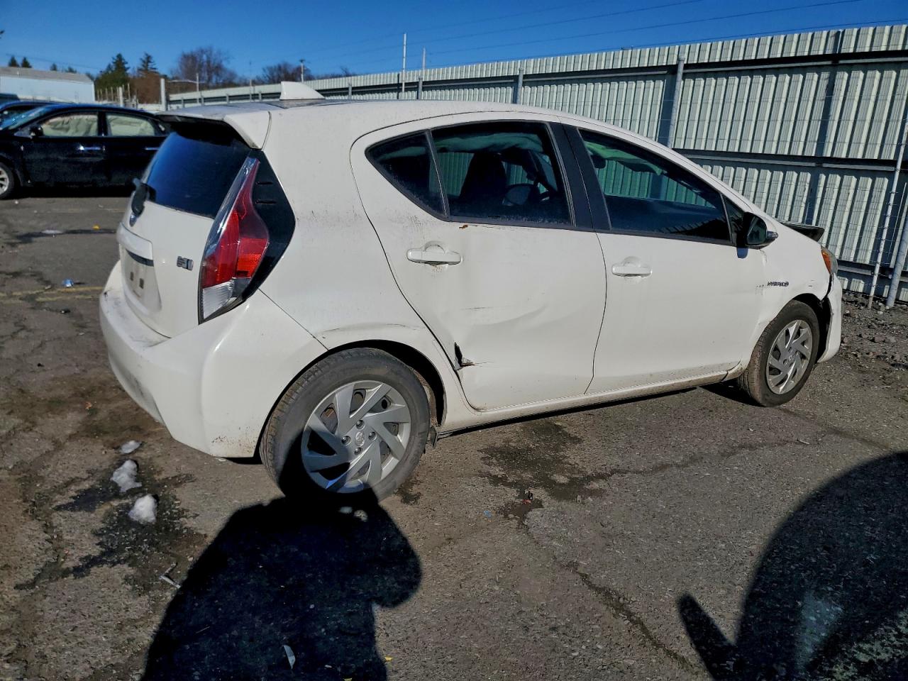 TOYOTA PRIUS C
