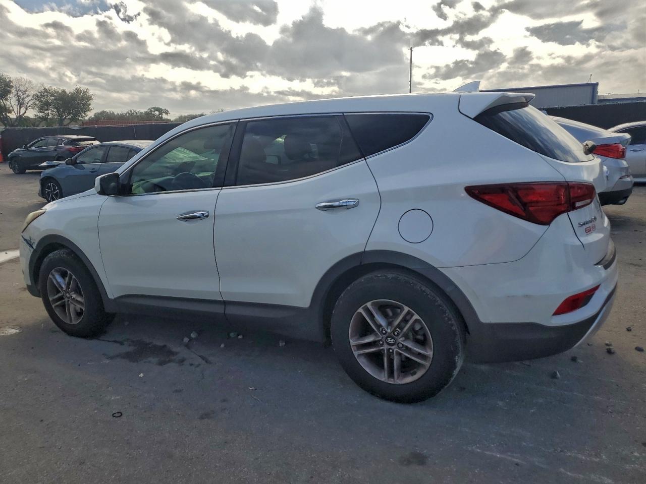 HYUNDAI SANTA FE S