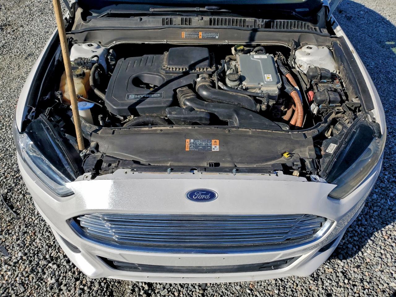 FORD FUSION SE HYBRID