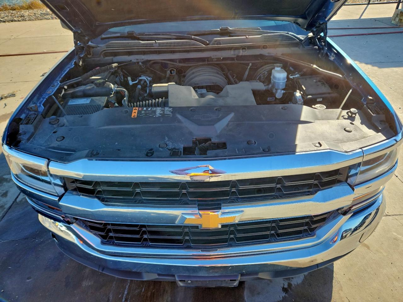 CHEVROLET SILVERADO C1500 LT