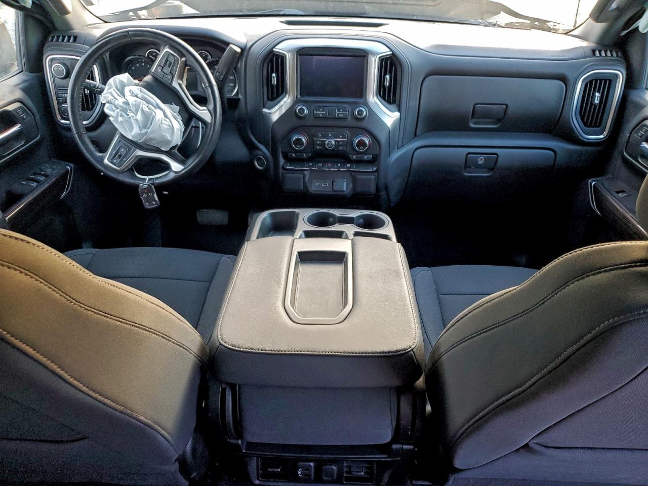 CHEVROLET SILVERADO C1500 LT