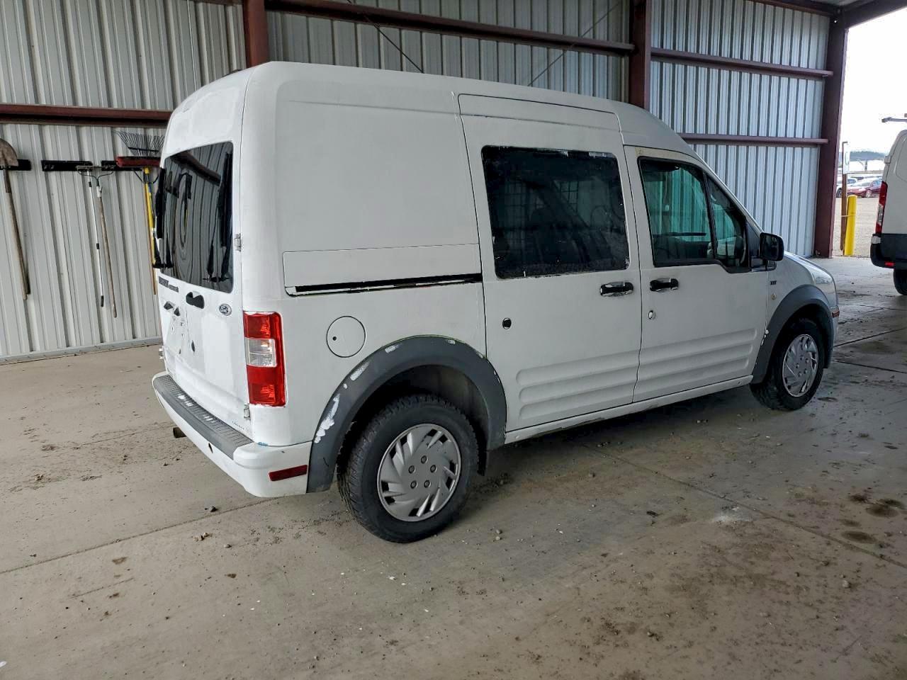 Lot #3316778401 2011 FORD TRANSIT CO