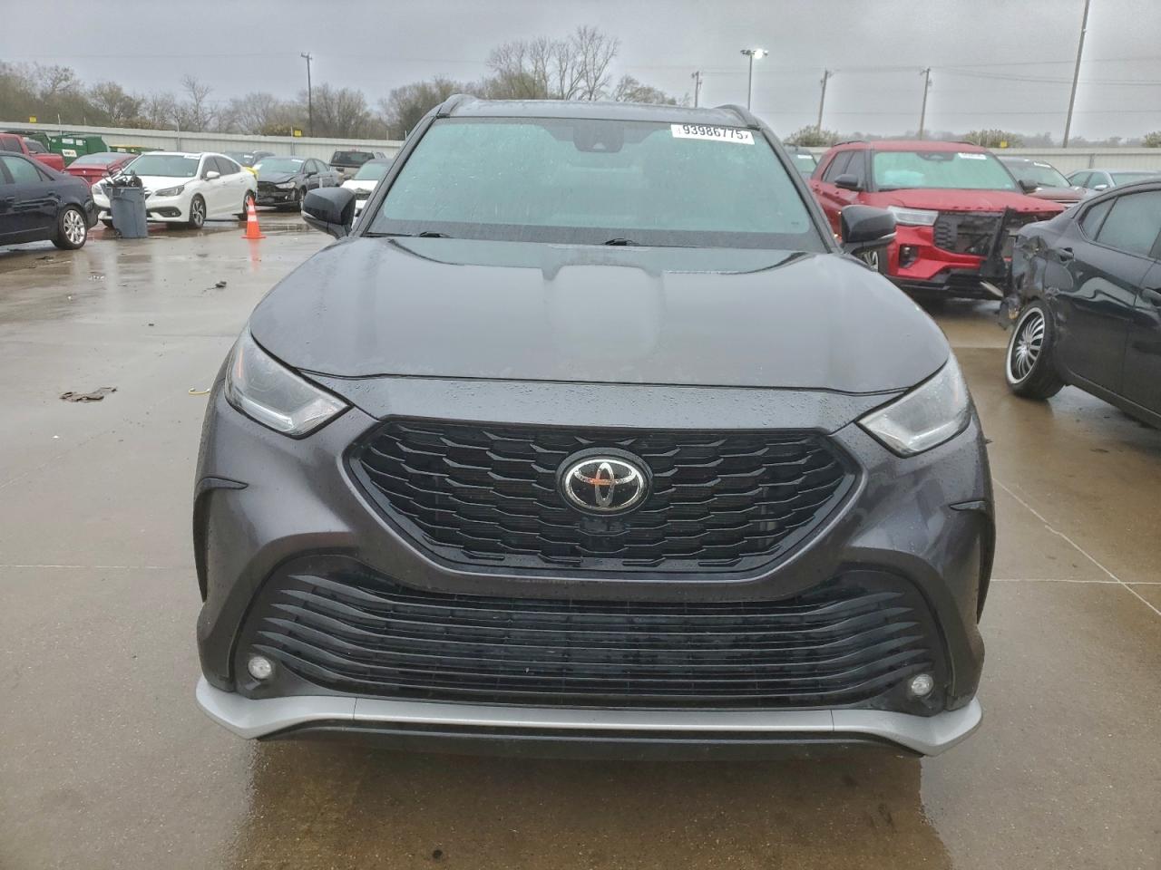 Lot #3305726747 2023 TOYOTA HIGHLANDER