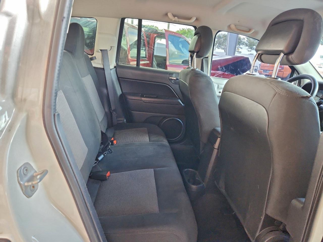 Lot #3315976104 2014 JEEP COMPASS SP