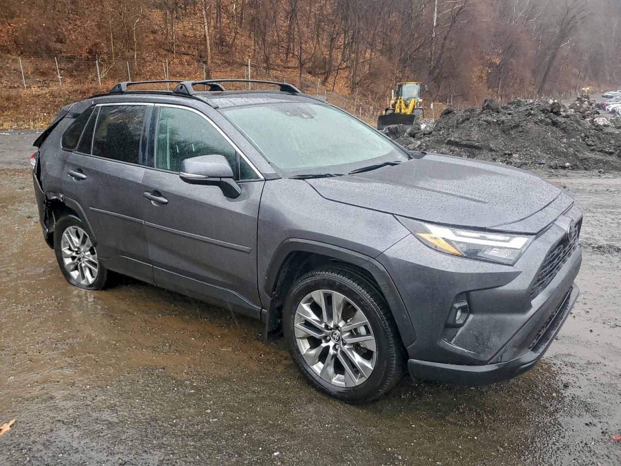 Lot #3319859164 2024 TOYOTA RAV4 XLE P