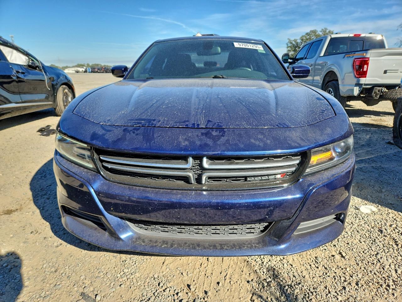 Lot #3318878971 2015 DODGE CHARGER SE