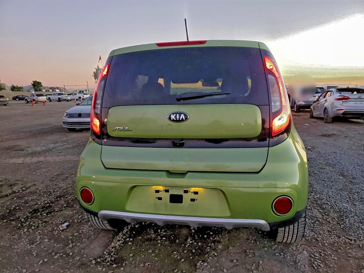 KIA SOUL +