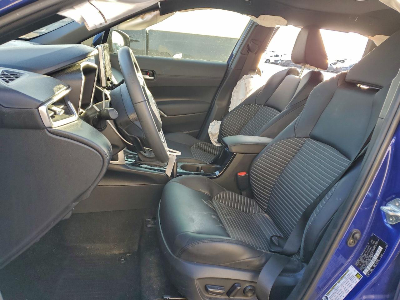 TOYOTA COROLLA CROSS LE