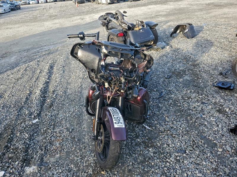 2018 HARLEY-DAVIDSON FLHXS STRE #3304616496