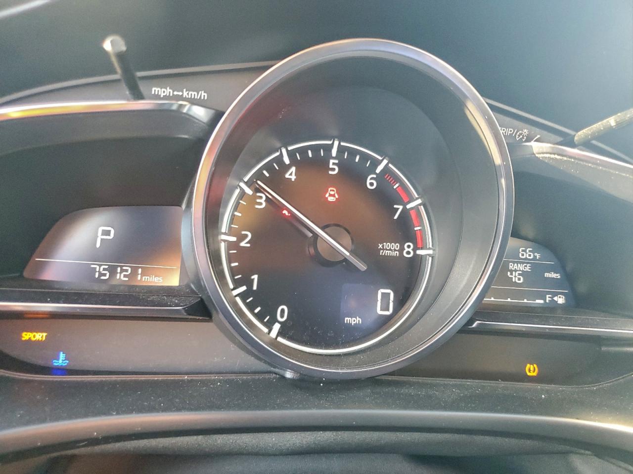 Lot #3311725237 2018 MAZDA 3 GRAND TO