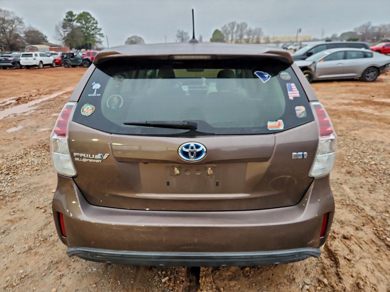 TOYOTA PRIUS V