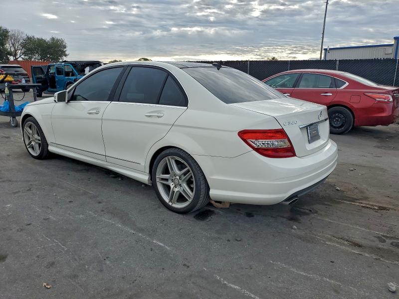 2011 MERCEDES-BENZ C 300 #3303596928