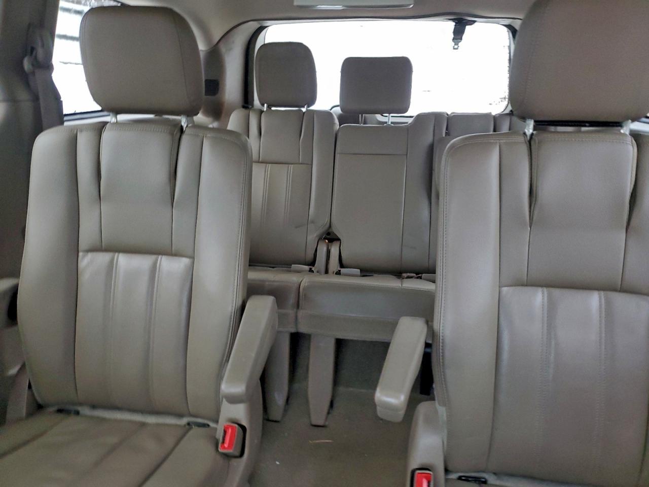 CHRYSLER TOWN & COUNTRY TOURING