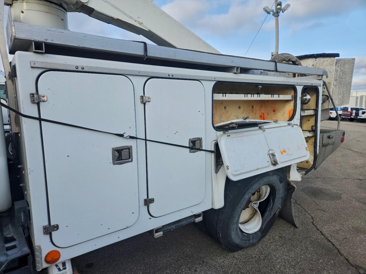 Lot #3301835395 2008 FORD F750 SUPER