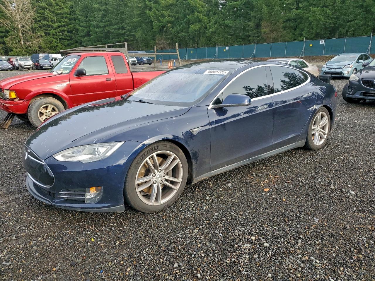TESLA MODEL S