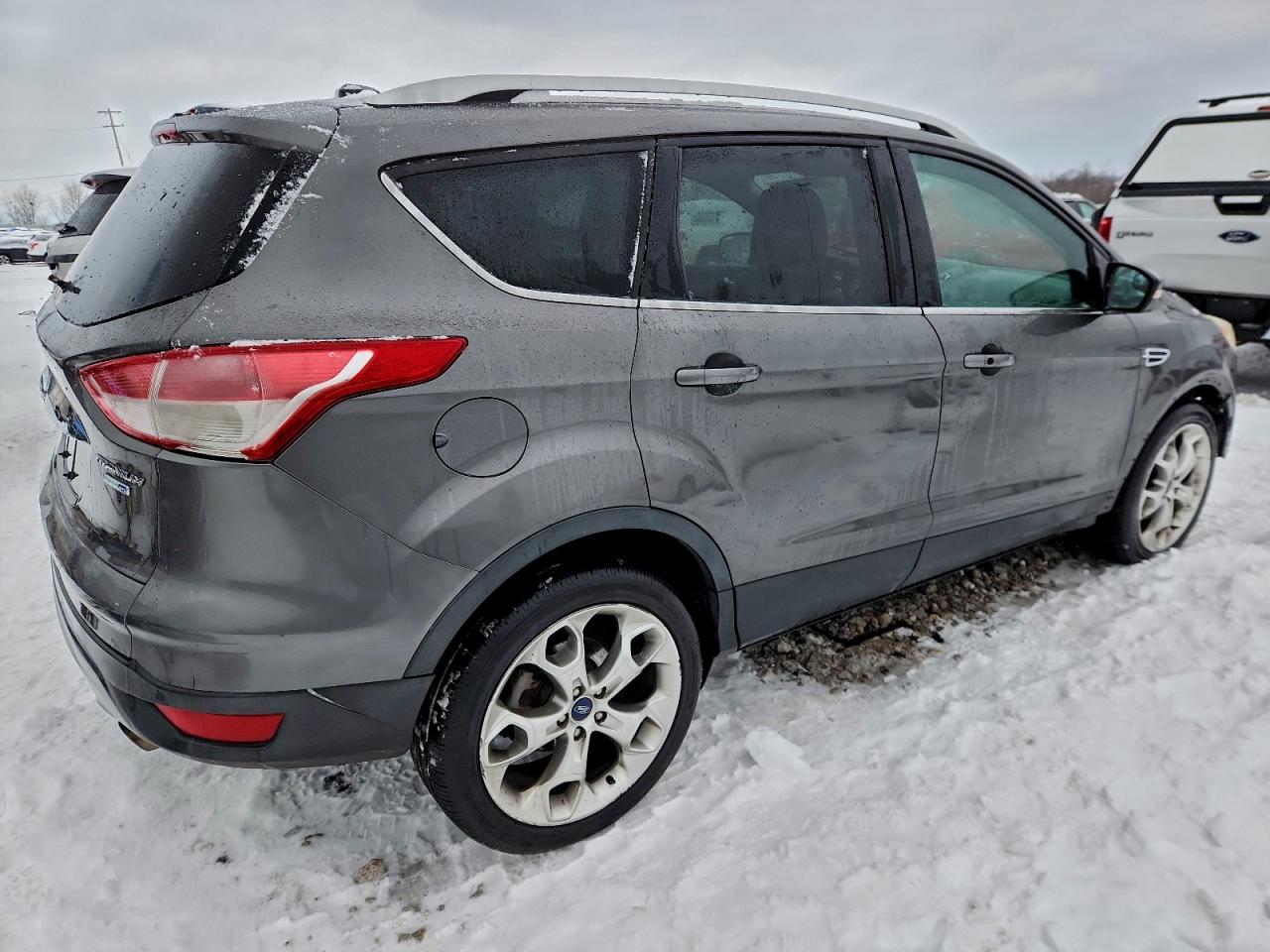 FORD ESCAPE TITANIUM