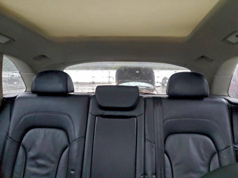 2011 AUDI Q5 PREMIUM #3305640776