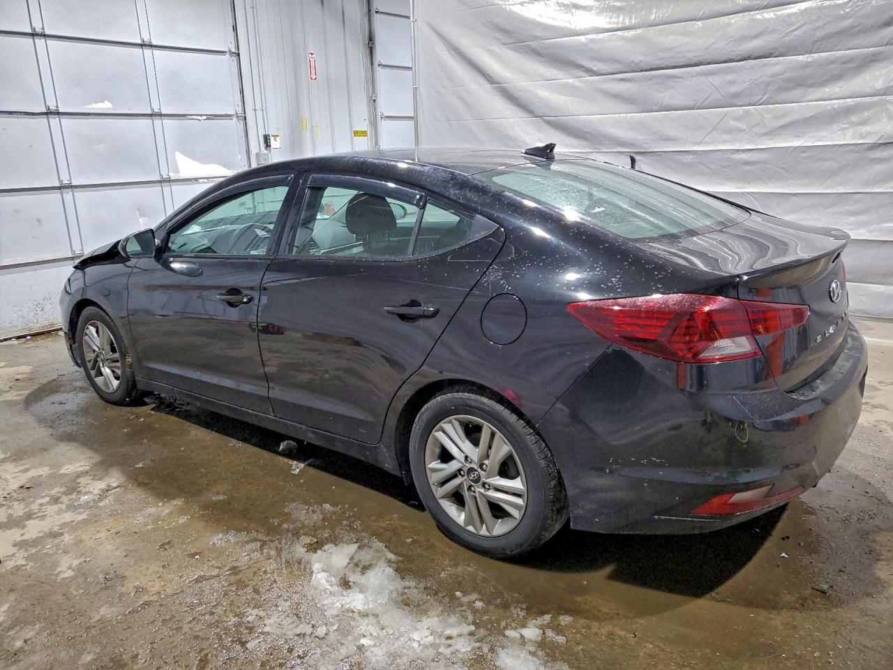 HYUNDAI ELANTRA SEL
