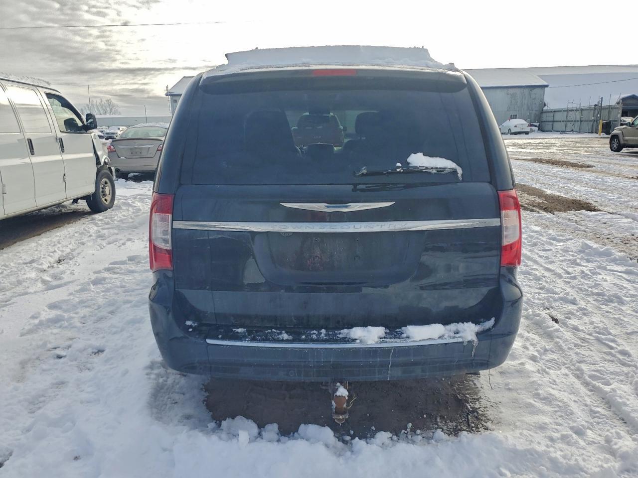 CHRYSLER TOWN & COUNTRY TOURING L