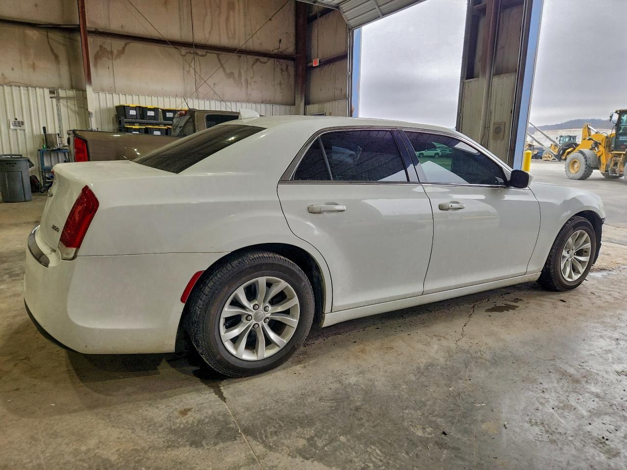Lot #3308533521 2015 CHRYSLER 300 LIMITE