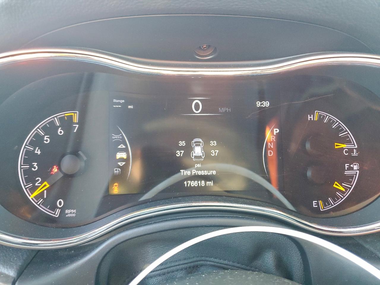 JEEP GRAND CHEROKEE LAREDO