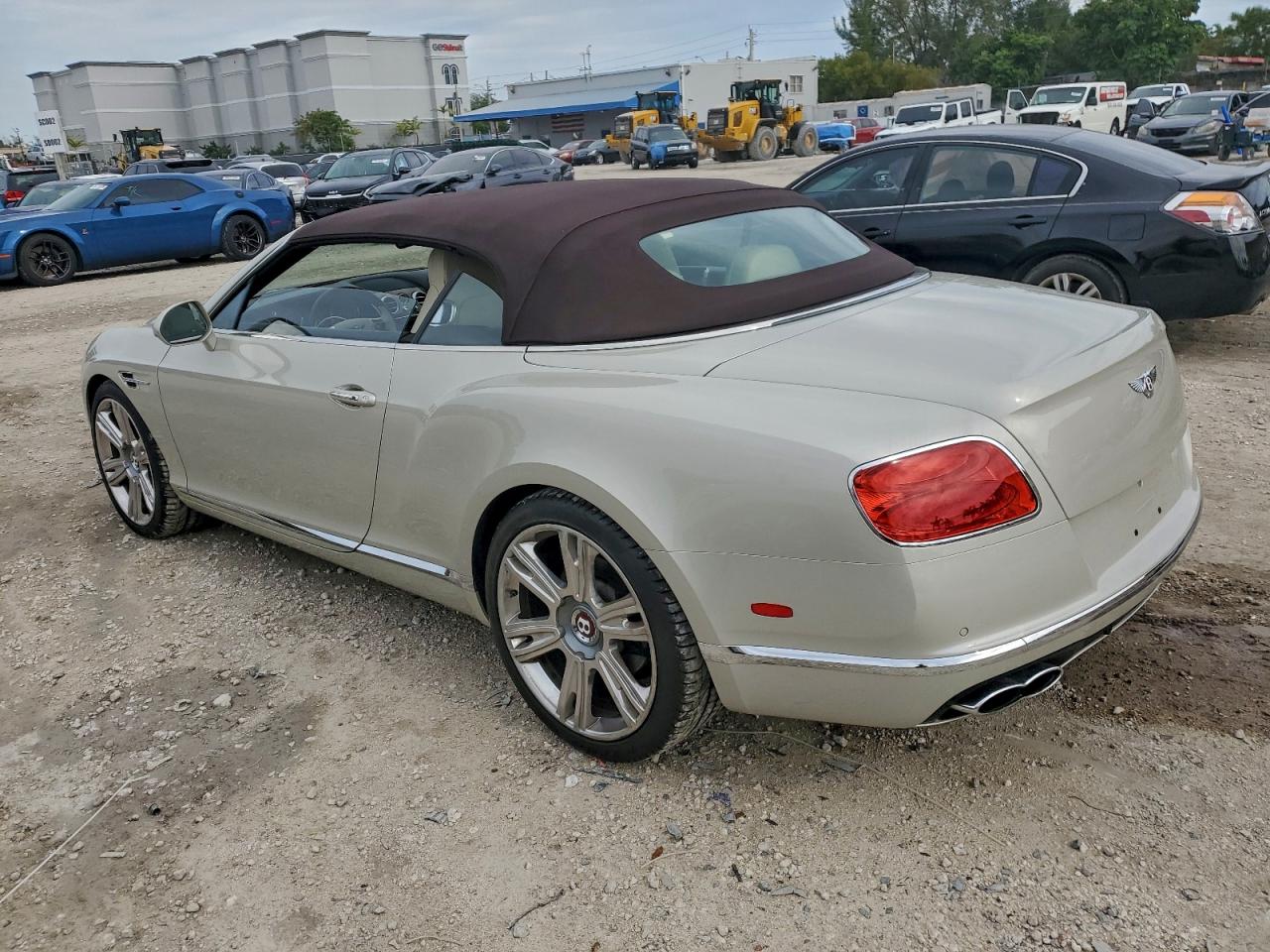 Lot #3312272792 2016 BENTLEY CONTINENTA