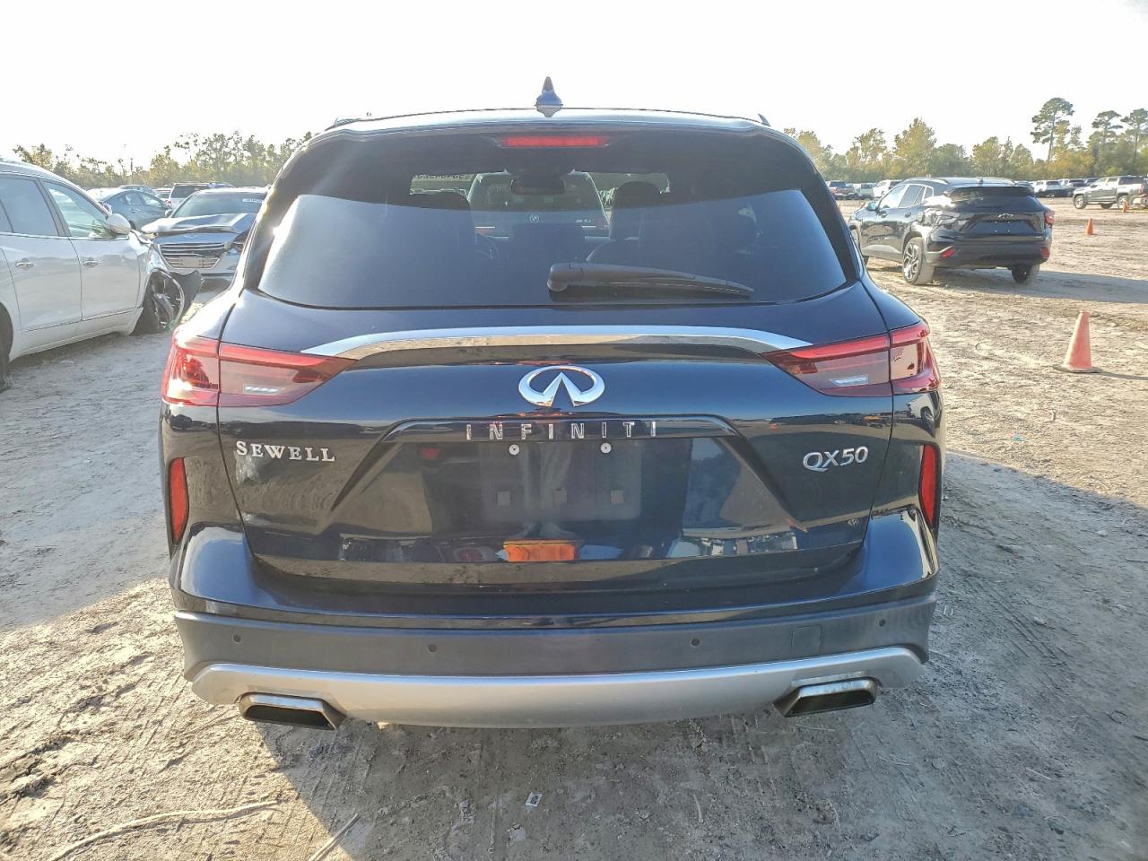 INFINITI QX50 ESSENTIAL