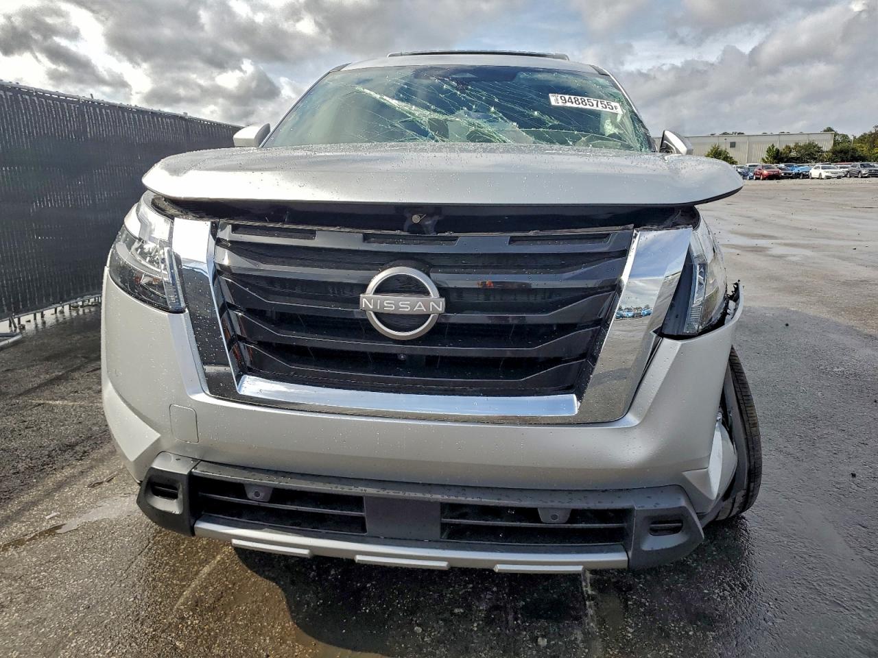 NISSAN PATHFINDER PLATINUM