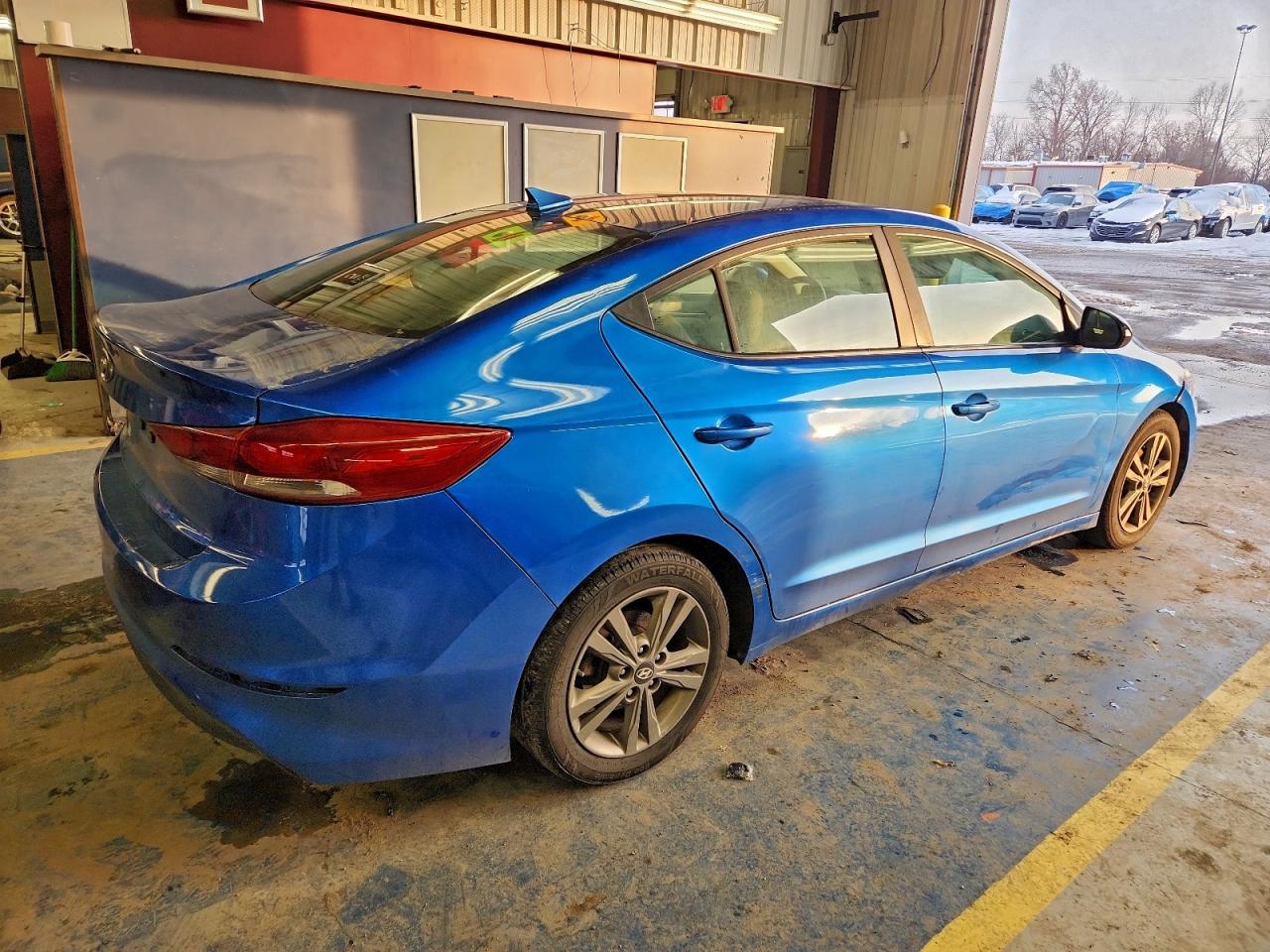 Lot #3318998332 2018 HYUNDAI ELANTRA SE