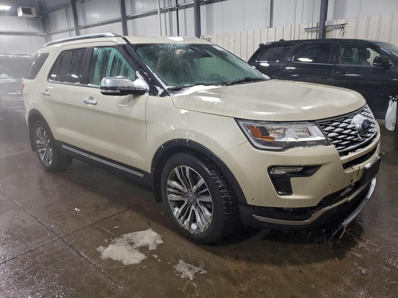 FORD EXPLORER PLATINUM