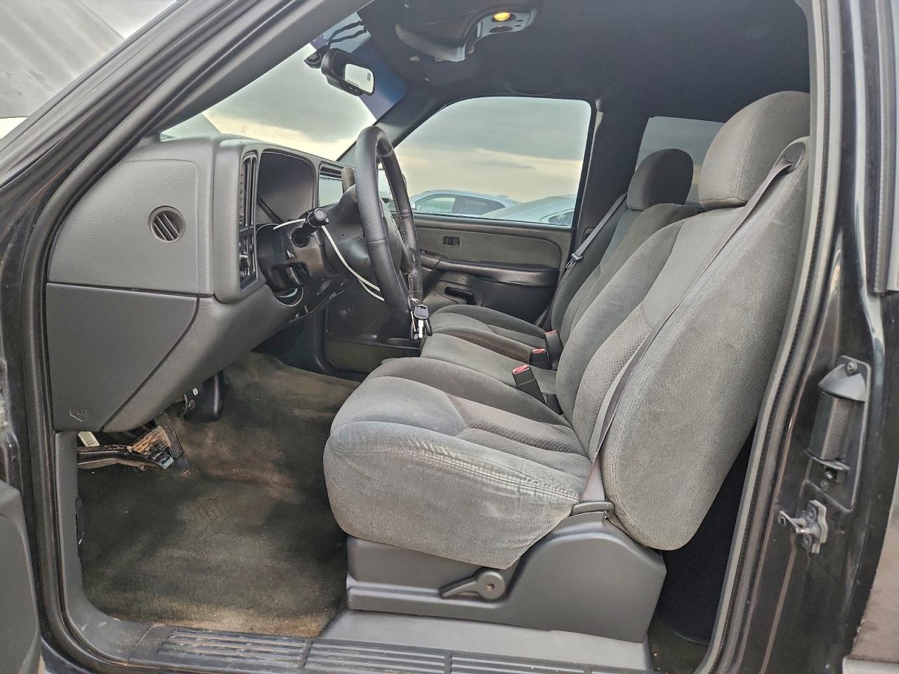 Lot #3309709841 2003 CHEVROLET SILVRDO LS