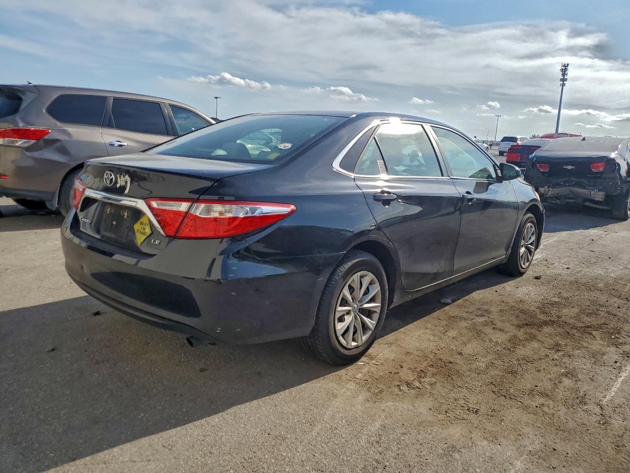 Lot #3309280627 2015 TOYOTA CAMRY LE