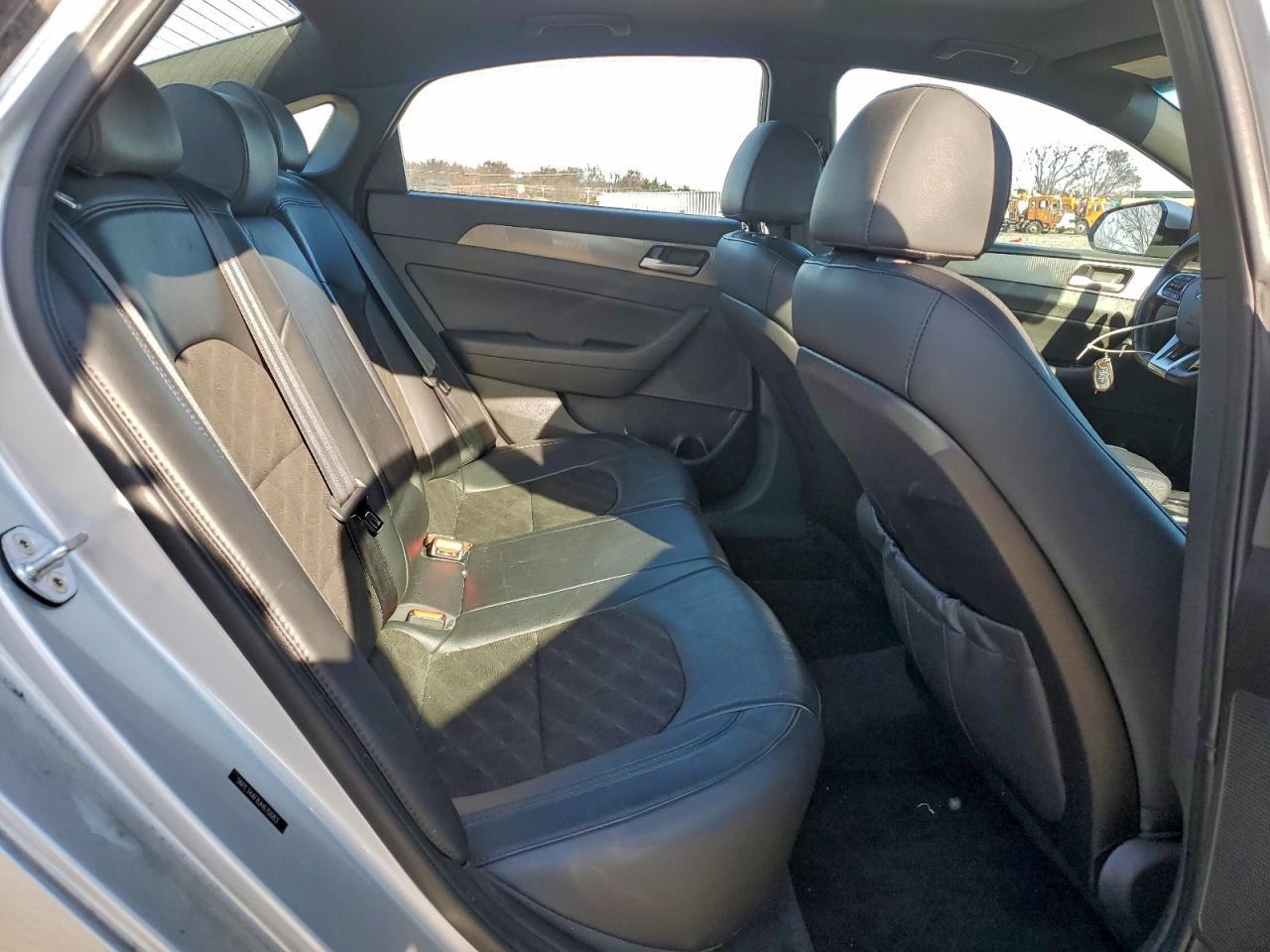 HYUNDAI SONATA SPORT