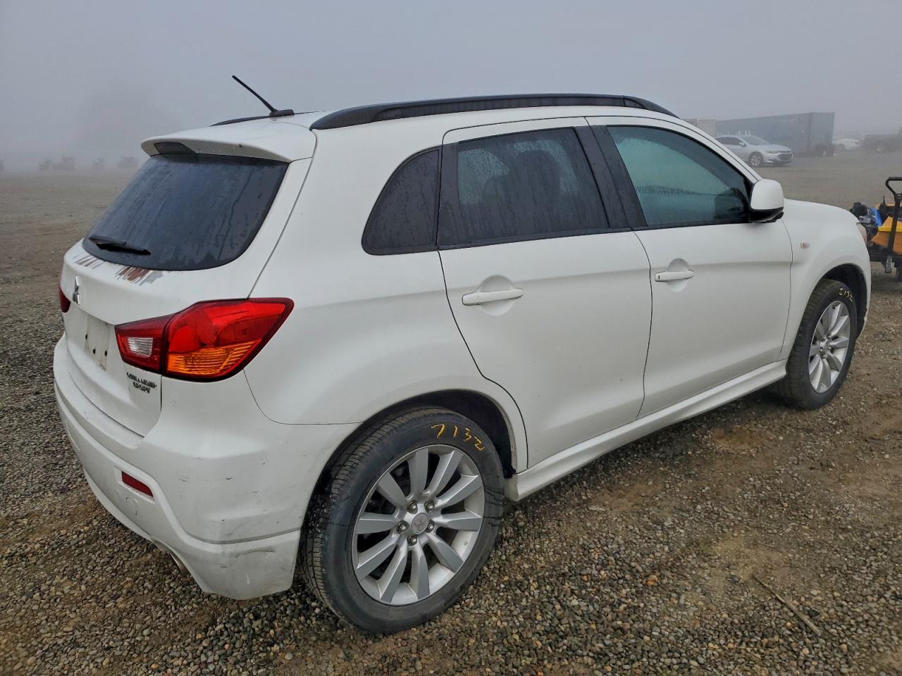 Lot #3318162369 2011 MITSUBISHI OUTLANDER